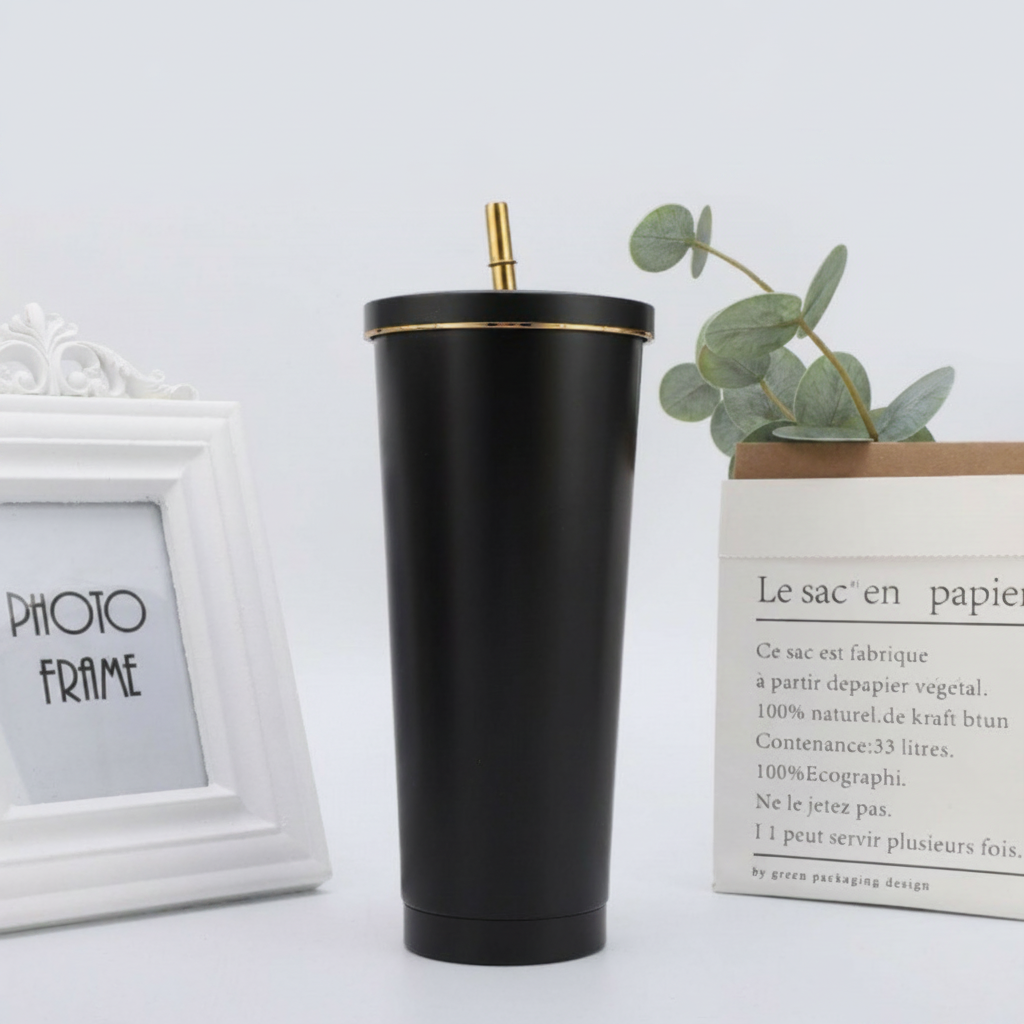 Elegance Flow Cup 710 ML Bottle with Golden Straw
